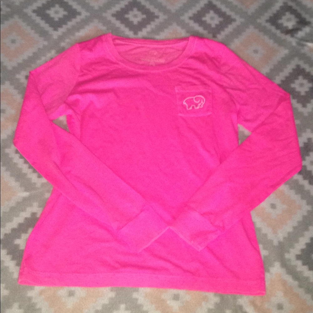 EUC! Ivory Ella long sleeve tee shirt!